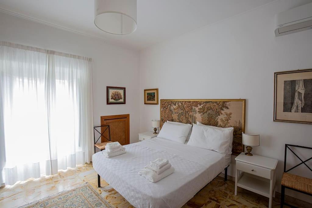 Dimora Al Colosseo, 2 Bedrooms Rom Exterior foto