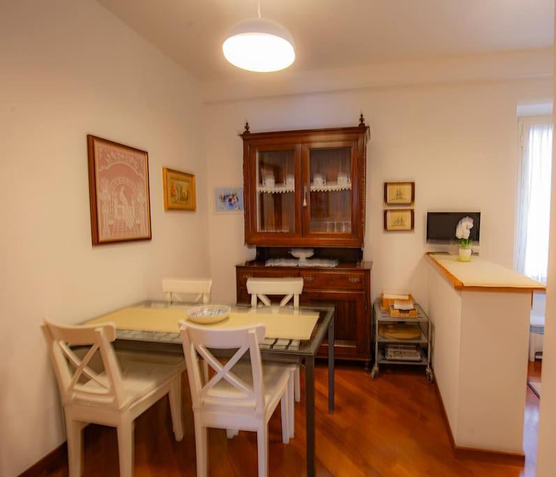 Dimora Al Colosseo, 2 Bedrooms Rom Exterior foto