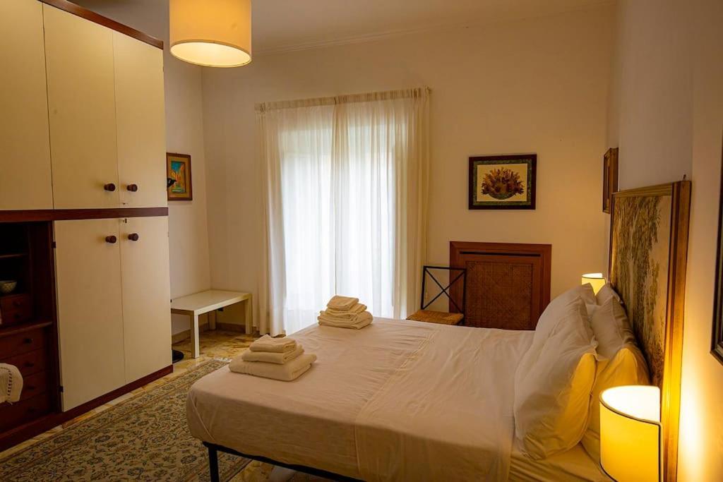Dimora Al Colosseo, 2 Bedrooms Rom Exterior foto