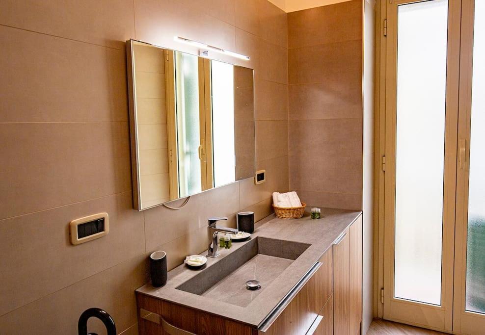 Dimora Al Colosseo, 2 Bedrooms Rom Exterior foto
